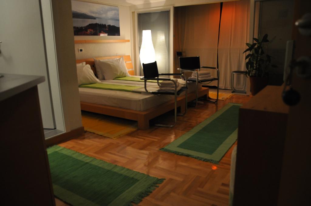 Modern Studios In Охрид Экстерьер фото
